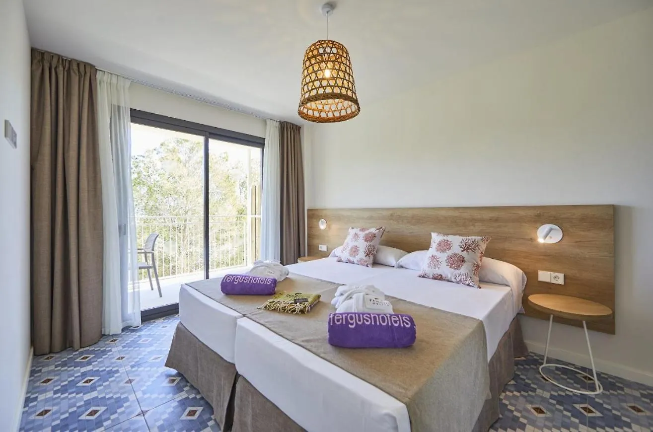 Hotel FERGUS Club Europa Peguera 4*,